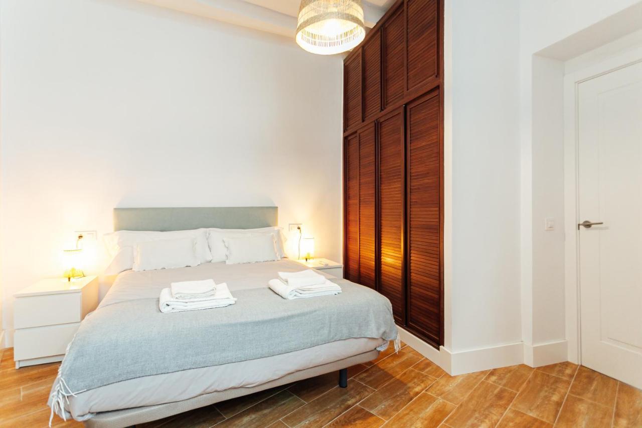 Alohamundi Peral Apartman Sevilla Kültér fotó